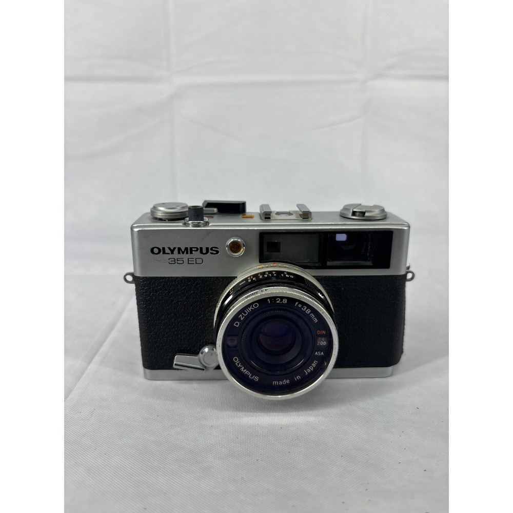 Olympus 35 ED 35mm Compact Rangefinder Film‎ Camera 38mm f/2.8 Lens Silver Black